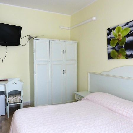 Le Mimose Bed & Breakfast Pescara Exterior foto