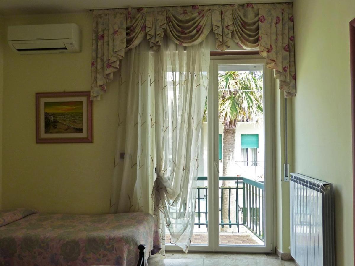 Le Mimose Bed & Breakfast Pescara Exterior foto